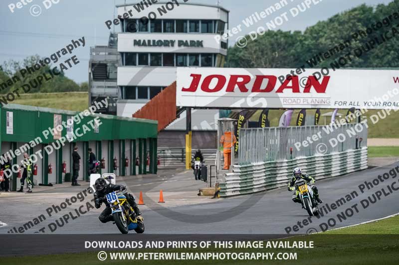 enduro digital images;event digital images;eventdigitalimages;mallory park;mallory park photographs;mallory park trackday;mallory park trackday photographs;no limits trackdays;peter wileman photography;racing digital images;trackday digital images;trackday photos